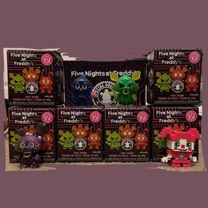 Fnaf AR Special Delivery Mystery Mini Bundle!